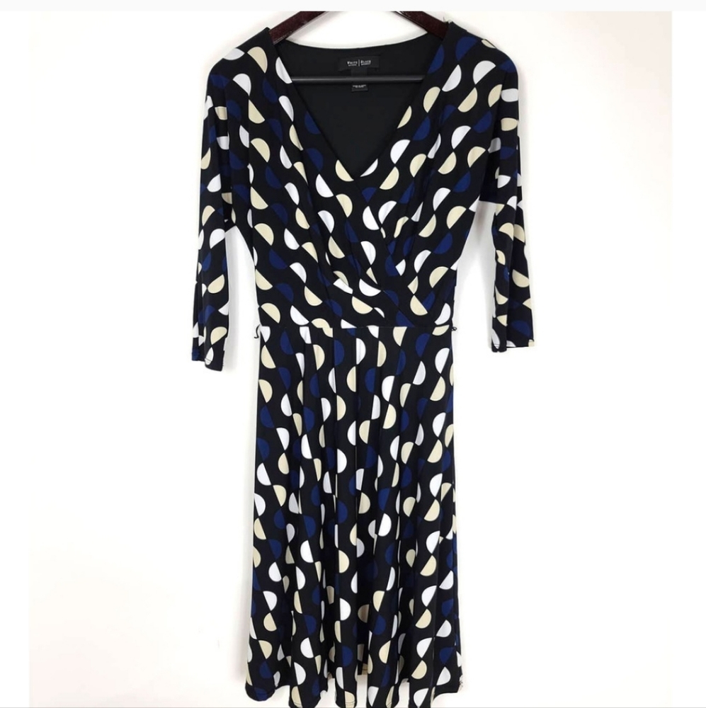 WHBM Surpliced V Neck 3/4 Sleeve Dress